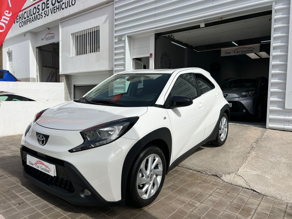 TOYOTA Aygo X Cross