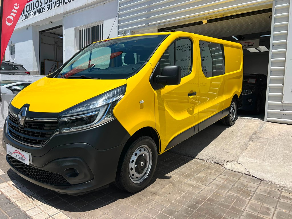 RENAULT TRAFIC 